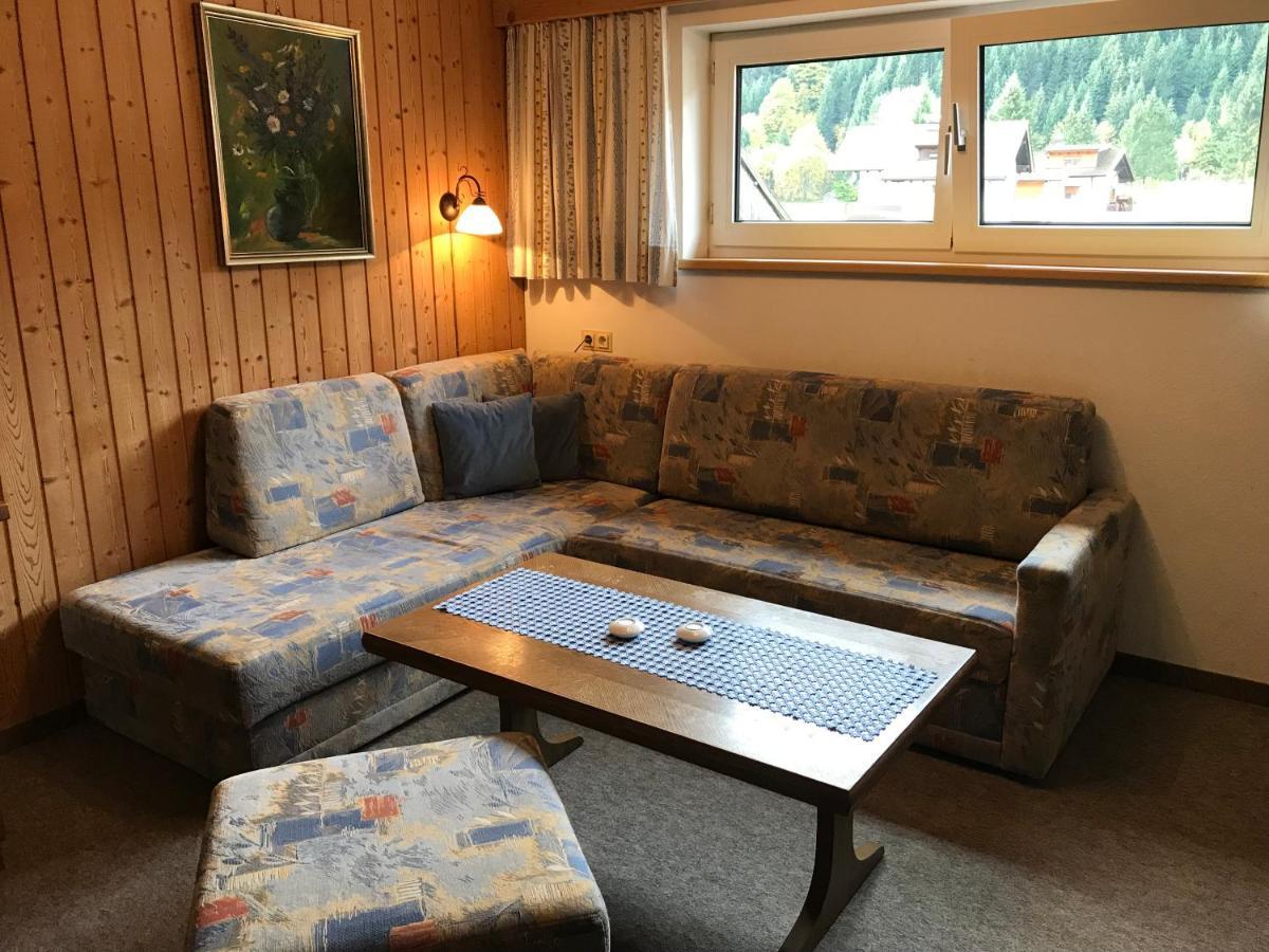 Pony-Ziegen-Hasen-Ranch Bichlbach Apartamento Exterior foto